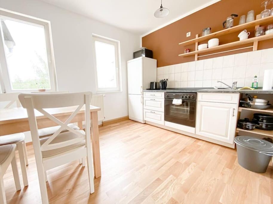 Schoene Ferienwohnung Mit Blick Ueber Stadtwald لبسيا المظهر الخارجي الصورة